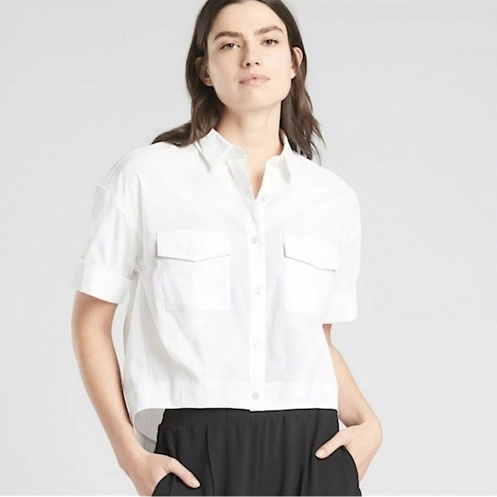 Athleta Utility Crop White Short Sleeve Button Up Athleisure Top Size XXS